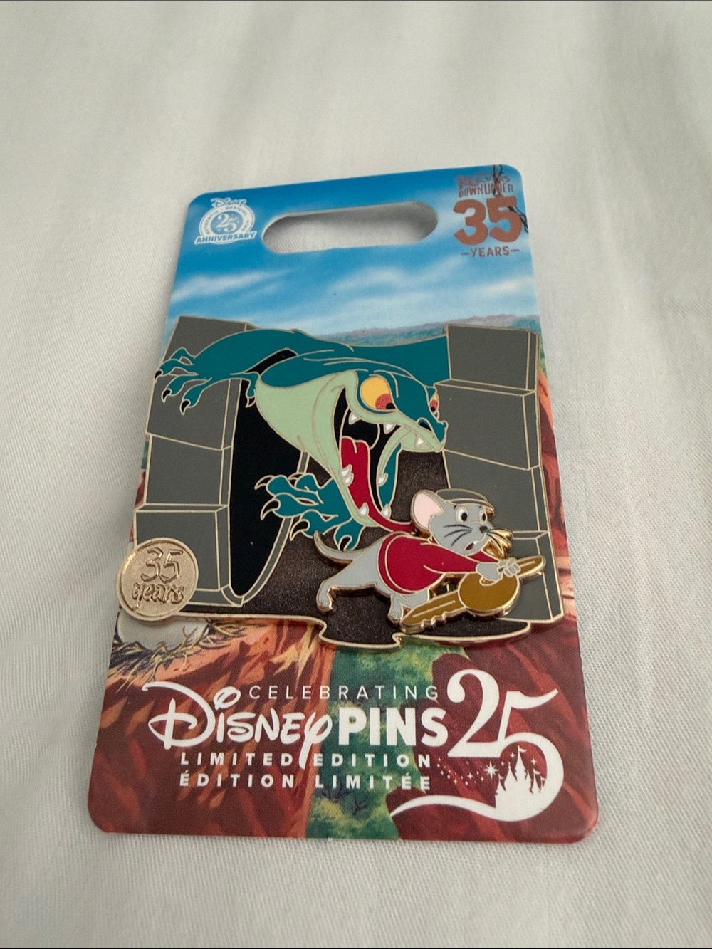 Disney Pins Limited Edition Rescuer’s Down Under